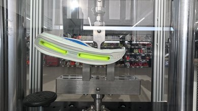 Nike Vomero Premium Forefoot Bending Resistance Picture