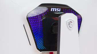 MSI MPG 274URDFW E16M Build Quality Picture