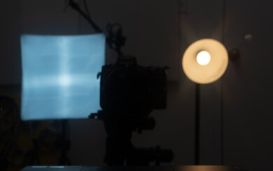 Lenovo Yoga 6 13 (2023) Reflections Photo Off