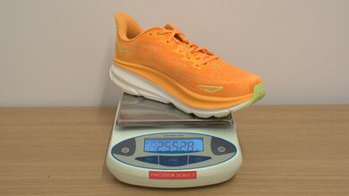 HOKA Clifton 9 Left Shoe Weight Photo