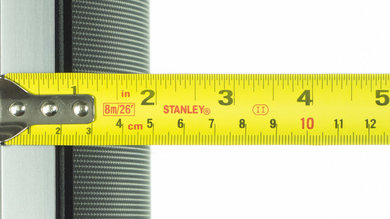 Samsung JU7100 Thickness Picture