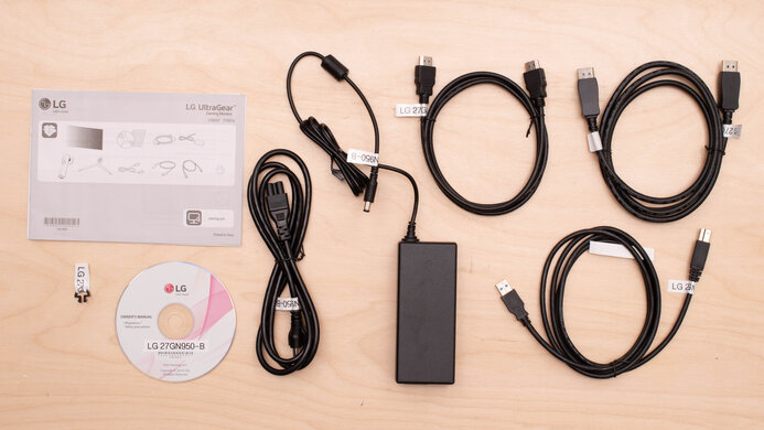 LG 27GN950-B In The Box Picture