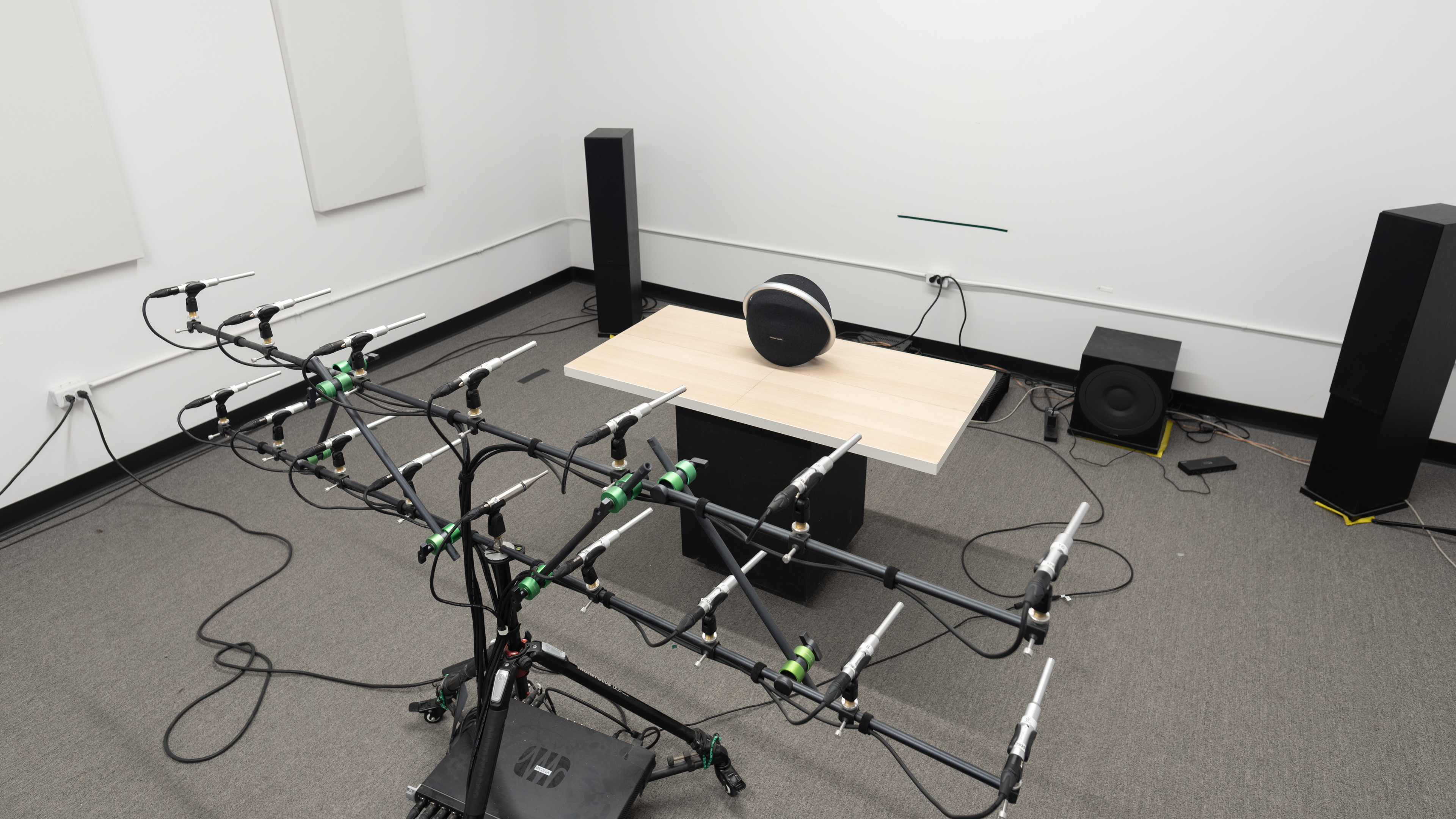 Harman/Kardon Onyx Studio 8 Review - RTINGS.com