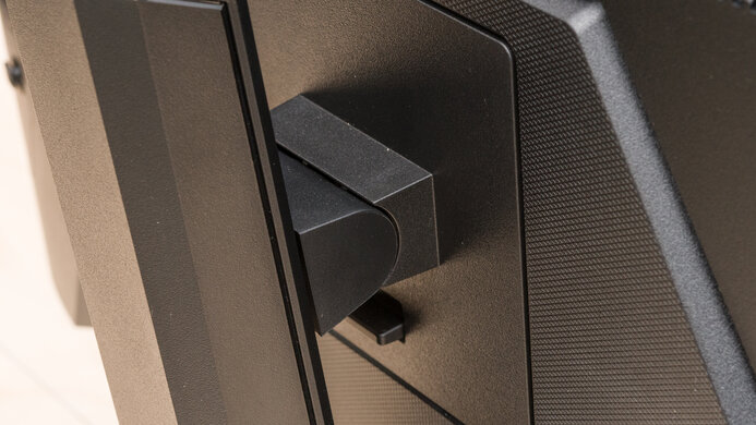 Gigabyte M27U Ergonomics Picture