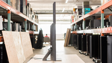 TCL 6 Series/R655 2022 QLED Thickness Picture