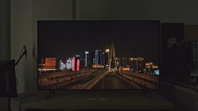 LG UQ9000 HDR Cityscape Photo