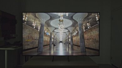 Samsung DU6900 HDR Hallway Photo