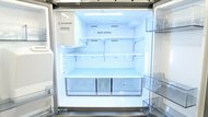 Hisense HRM260N6TSE Ice Maker Location