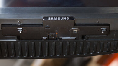 Samsung Q7F 2025 Controls Picture