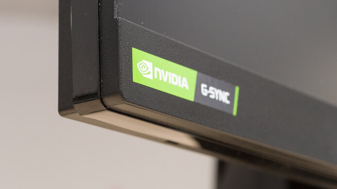 LG 32GP850-B/32GP83B-B Build Quality Picture