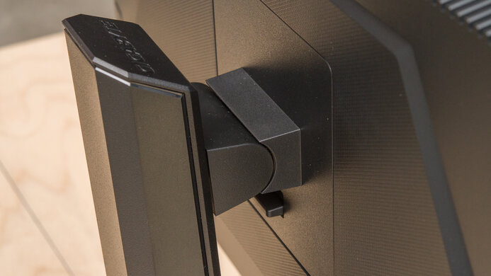 Gigabyte M27Q X Ergonomics Picture