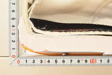 Brooks Revel 9 Heel Rocker Photo