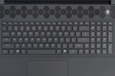 Dell Alienware m18 (2023) Keyboard Photo