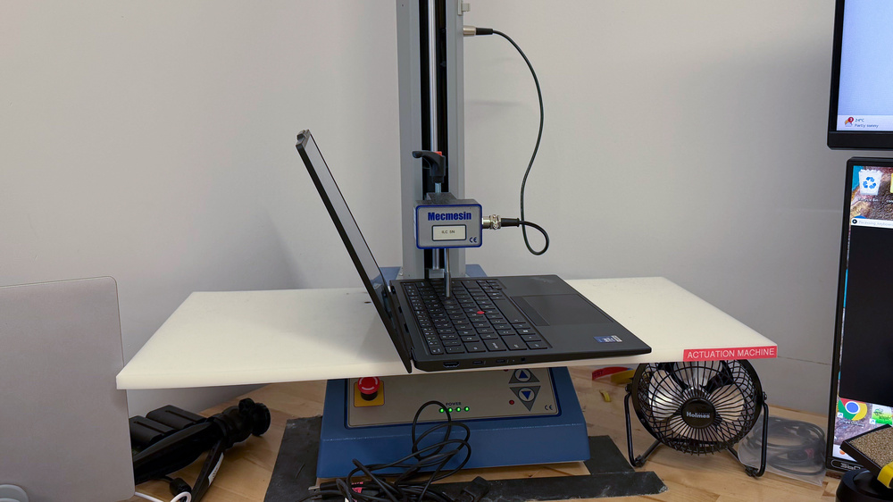 Lenovo ThinkPad X1 Carbon Gen 14 Aura Edition (2026) Test Results