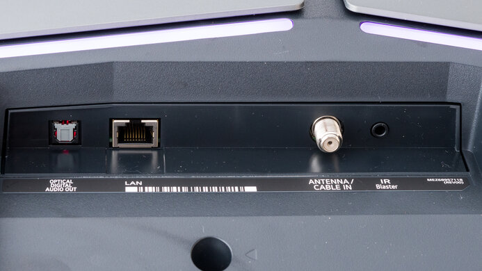LG 42 OLED Flex Inputs 2
