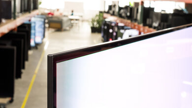 Samsung S89C OLED Borders Picture