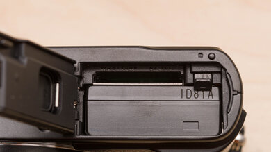 Panasonic LUMIX LX100 II Card Slot Picture