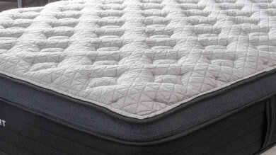 Helix Midnight Luxe 2025 Cover Picture