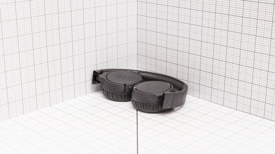 JBL Tune 660NC Wireless Portability Picture