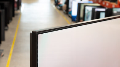 Roku Pro Series QLED Borders Picture