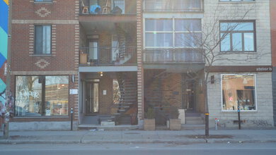 Panasonic LUMIX G97 Sample Gallery - Studio