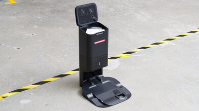 iRobot Roomba i8+ Station Photo