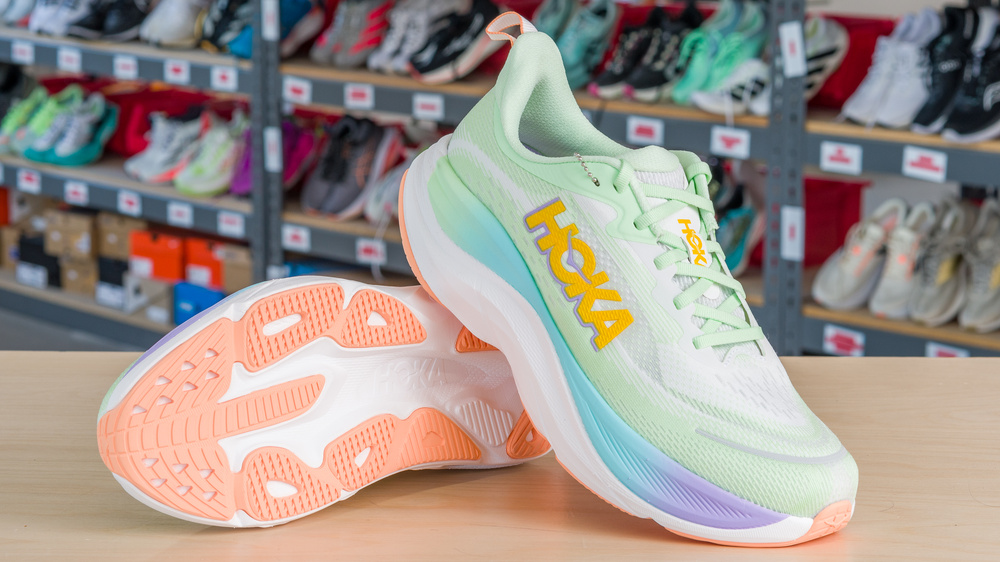 HOKA Skyflow