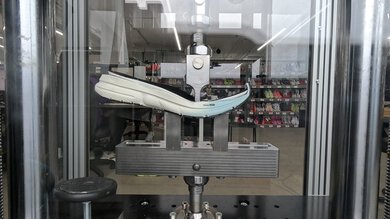 Brooks Trace 4 Forefoot Bending Resistance Picture