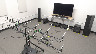 LG S80QY In-Test Picture