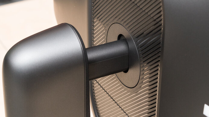 Dell Alienware AW2524H Ergonomics Picture