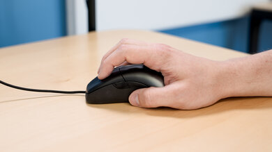 Microsoft Pro IntelliMouse Claw Grip Picture