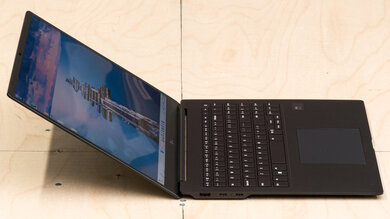 LG gram Pro 16 (2024) Hinge Photo