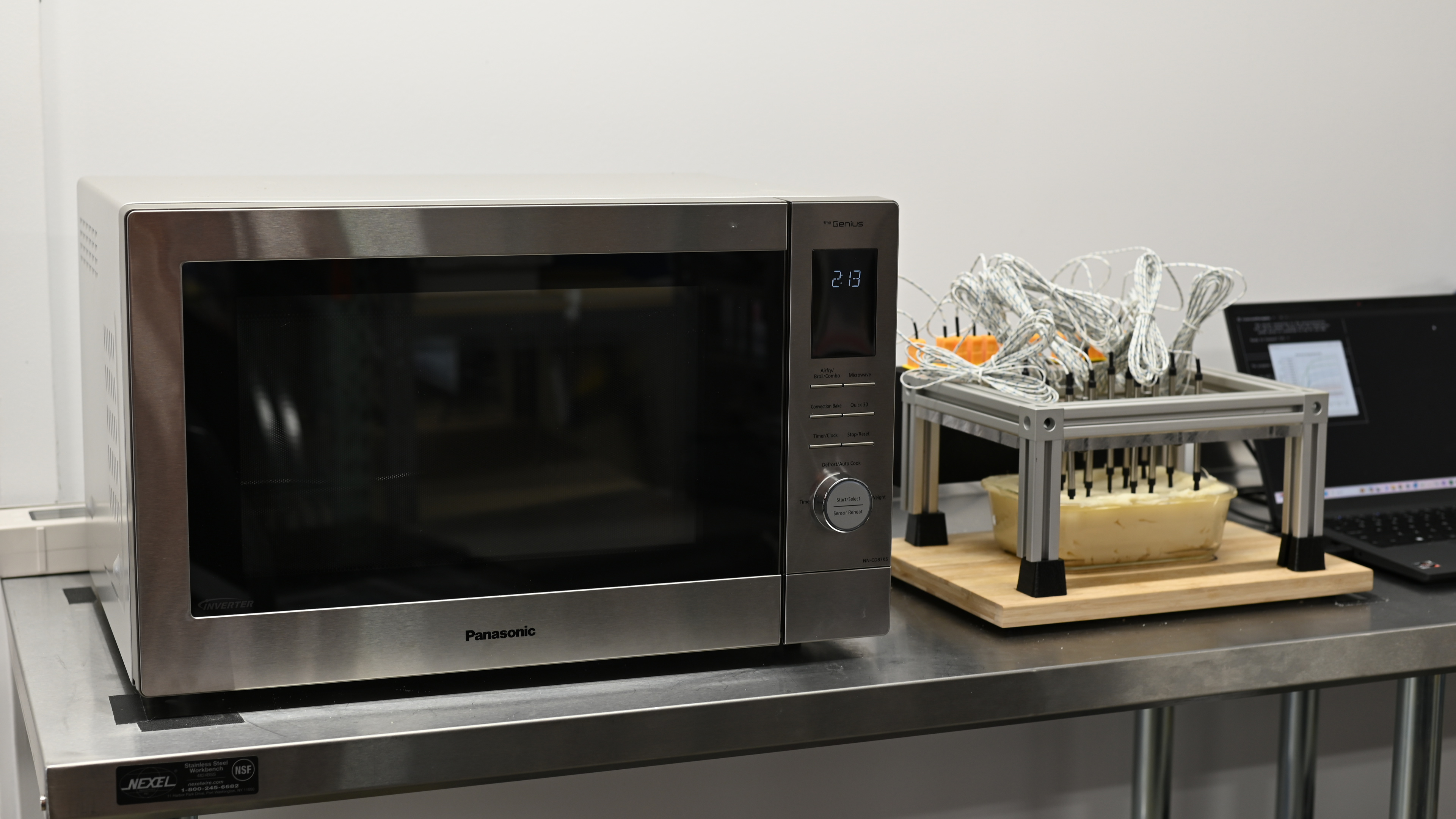 Panasonic NN-CD87KS Review - RTINGS.com