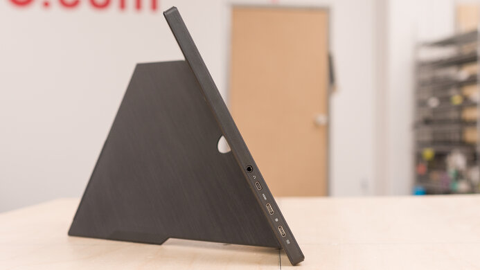 ASUS ROG Strix XG16AHPE Thickness Picture