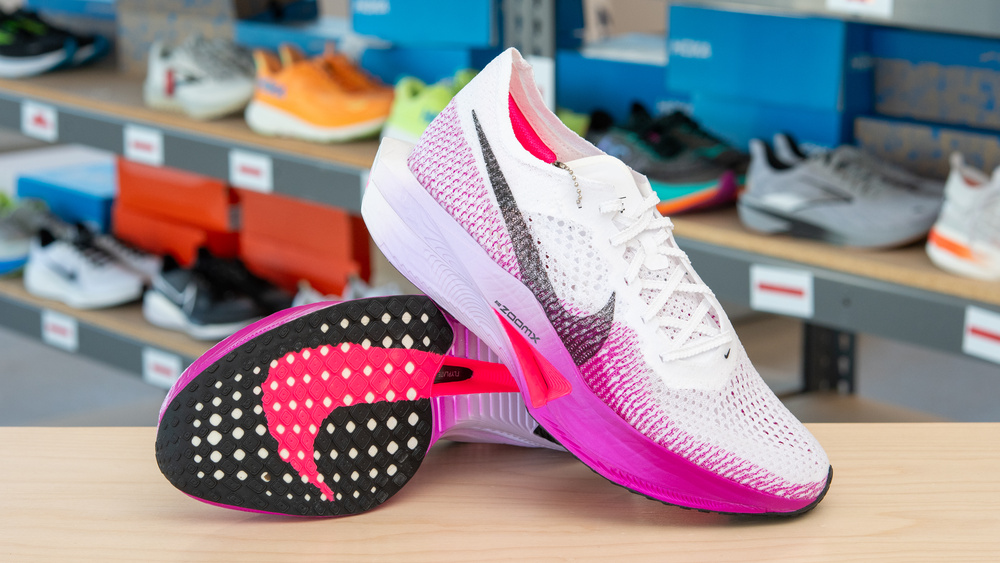 Nike VaporFly 3 ロードシューズ Nike Vaporfly 3 Men's Road Racing Shoes. Nike JP