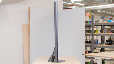 Hisense U8QG Thickness Picture