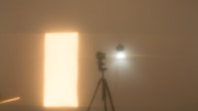 LG UT8000 Bright Room Off Picture