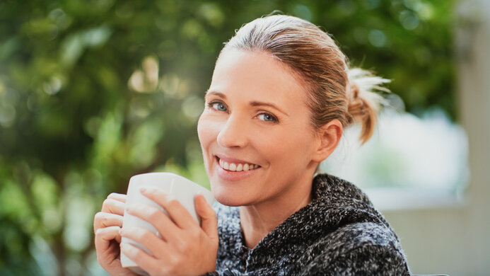 Samsung Odyssey G7 C32G75T Average Room