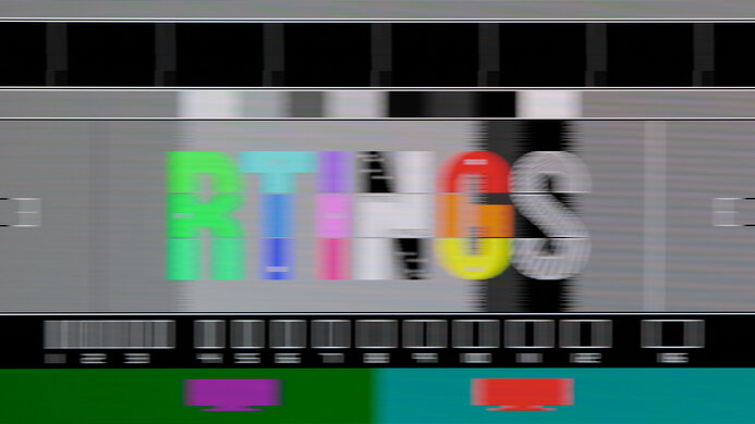 LG C4 42 OLED Pursuit Photo 120Hz