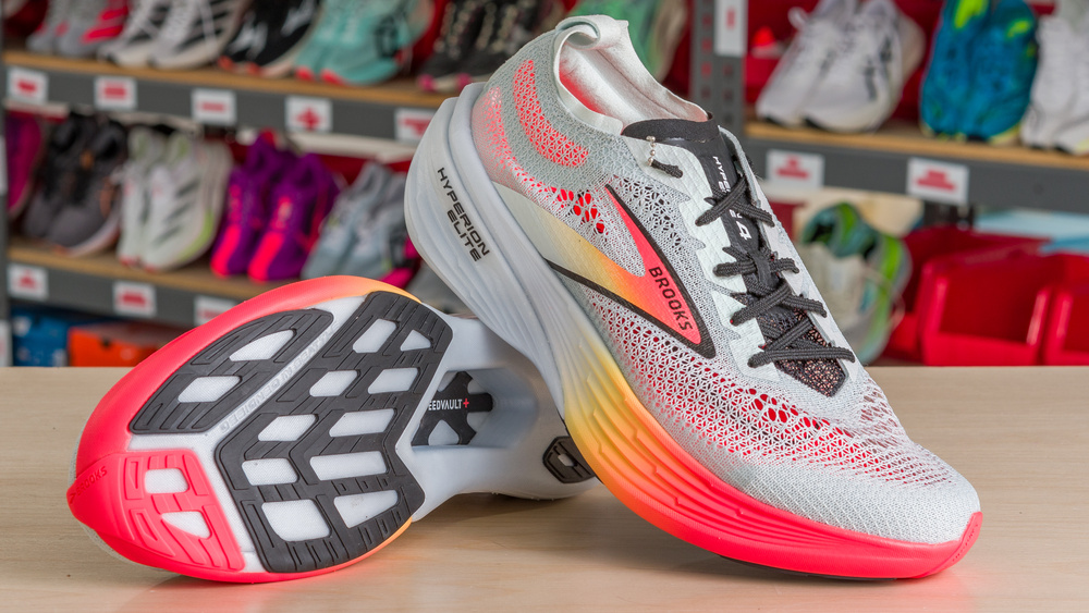 Brooks Hyperion Elite 4 Review - RTINGS.com