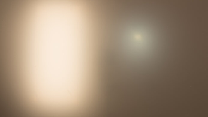 Dell G3223Q Bright Room Off Picture