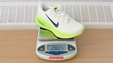 Nike Vomero 18 Right Shoe Weight Photo