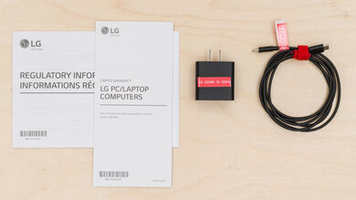 LG gram 16 (2024) In The Box Photo