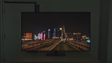 Samsung QN95C QLED HDR Cityscape Photo