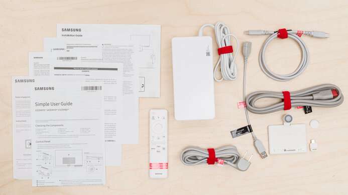 Samsung Smart Monitor M80D S32DM80 In The Box Picture