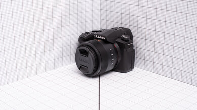 Panasonic LUMIX FZ1000 II Portability Picture