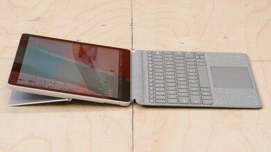 Microsoft Surface Go 2 (2020) Hinge Photo