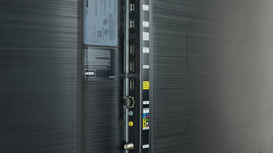 Samsung KU7500 Side Inputs Picture