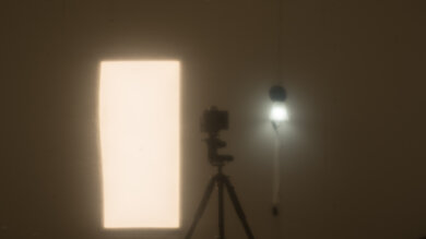 LG UN7300 Bright Room Off Picture