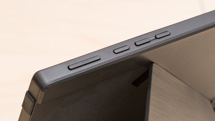 ASUS ROG Strix XG16AHPE Controls Picture